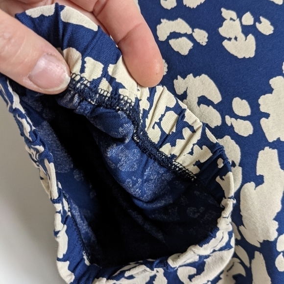 MASAI Abstract Animal Print Top in Blue and Cream Dolman Sleeve Elastic sleeve M - Picture 6 of 14